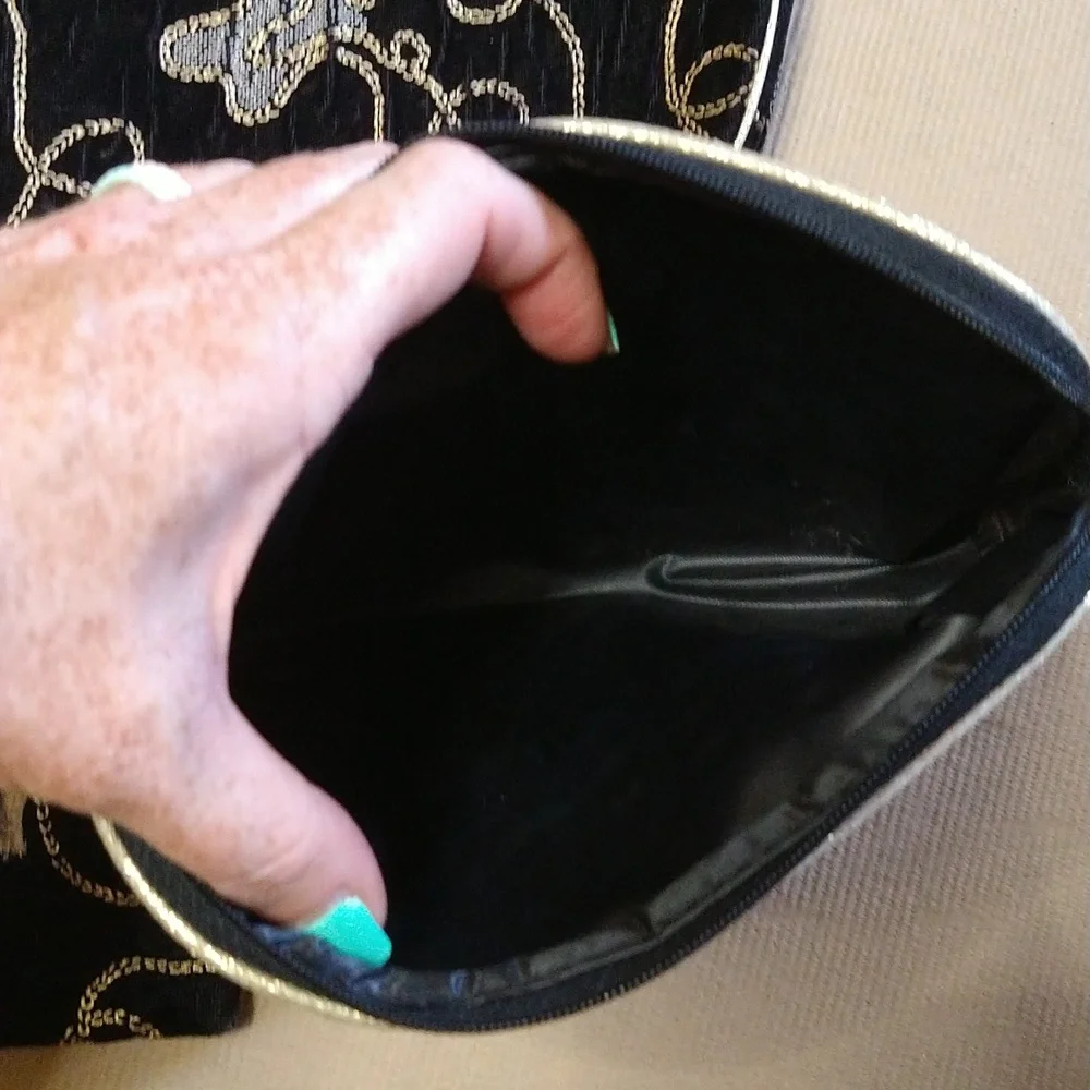 Bundle: VINTAGE Three Matching Makeup Bags